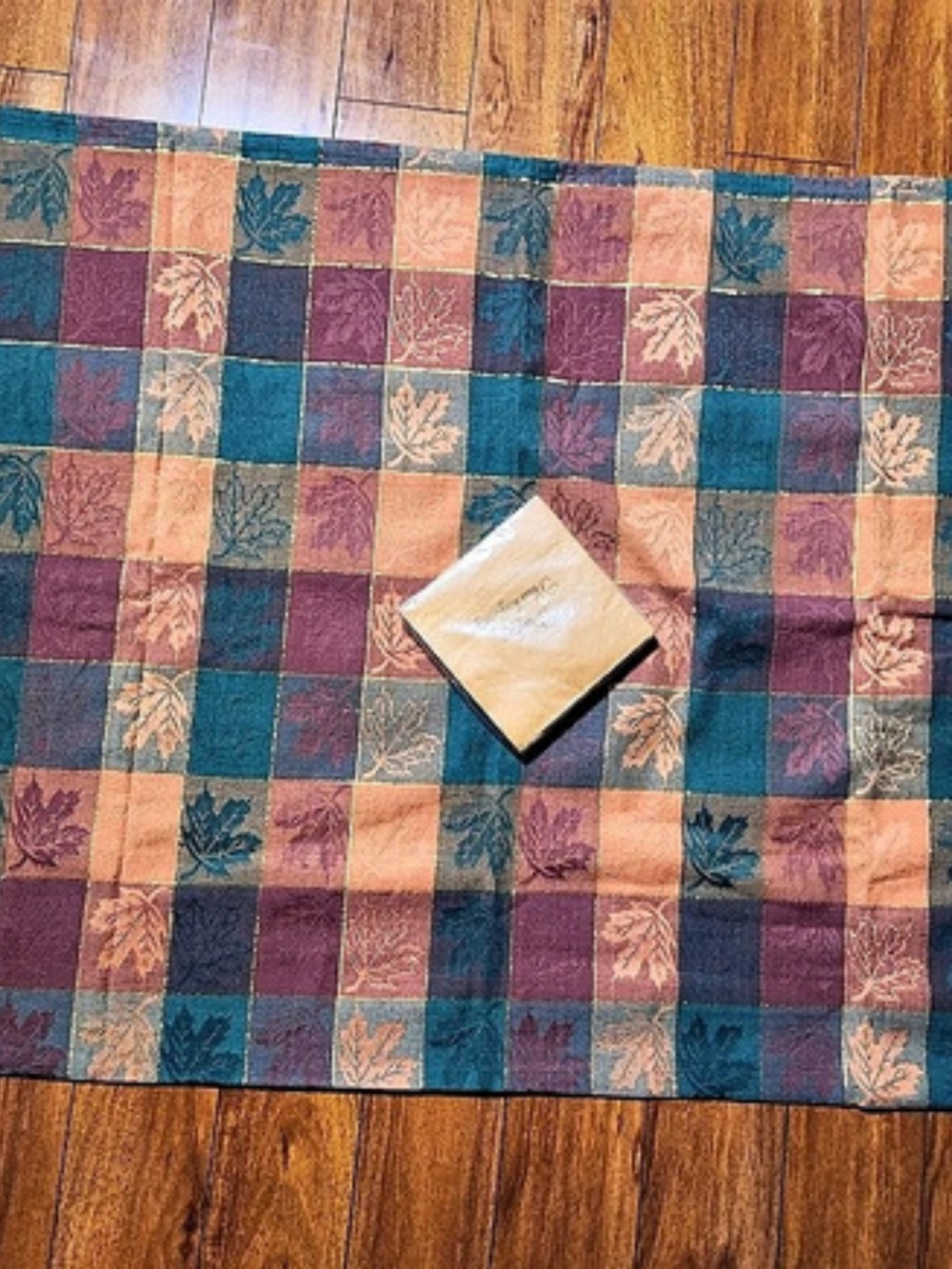 Fall Leaves Jacquard Tablecloth in Rust/Green with Metallic Bronze Threading